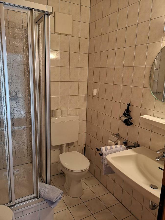Appart-Pension-Schier Zell an der Mosel Bagian luar foto